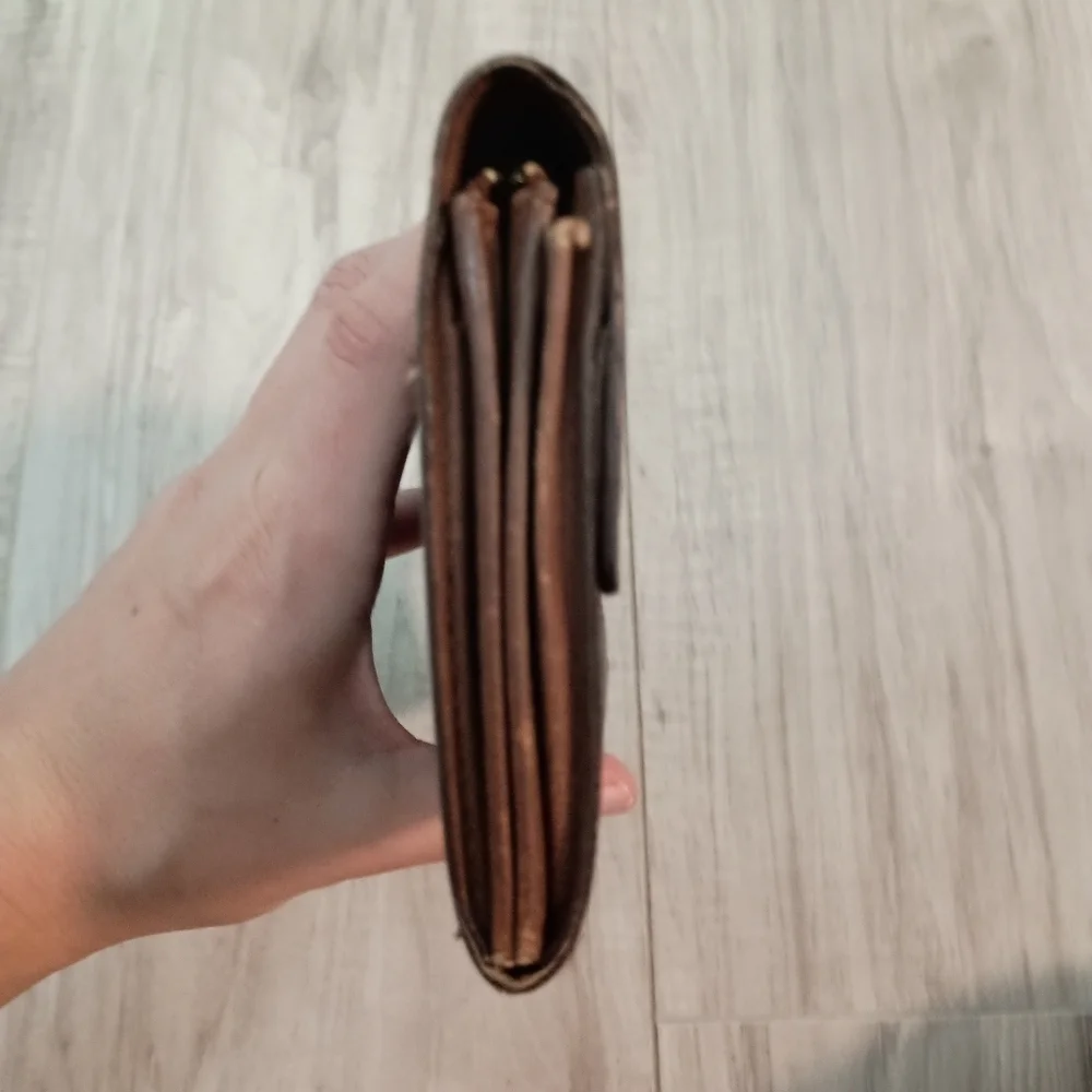 Louis Vuitton Monogram Sarah Long Wallet